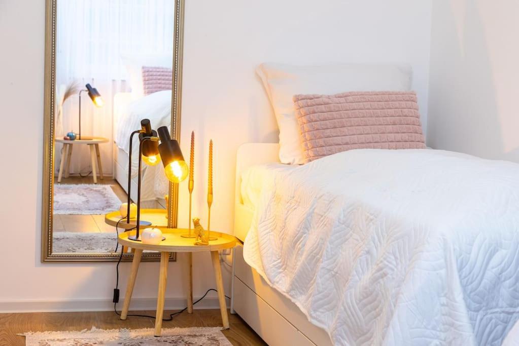 Charmante Wohnung In Koblenzer Innenstadt コブレンツ エクステリア 写真