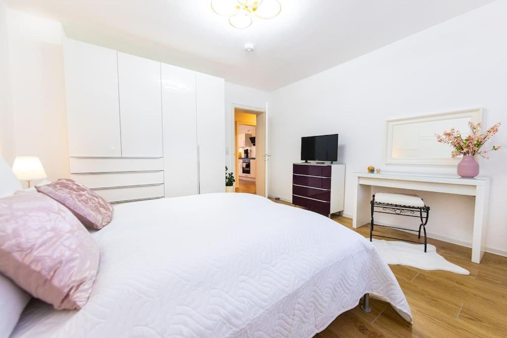 Charmante Wohnung In Koblenzer Innenstadt コブレンツ エクステリア 写真